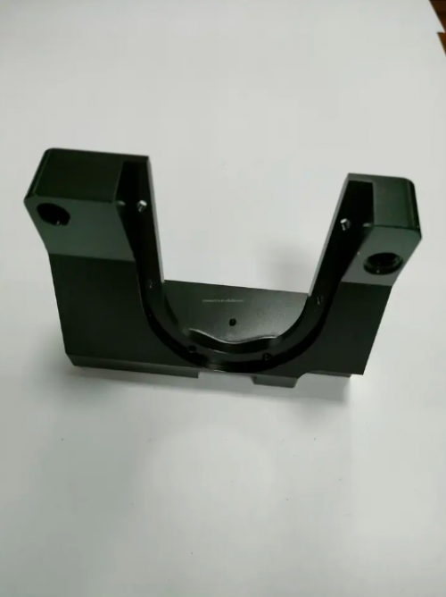 CNC machined aluminum alloy mounting bracket